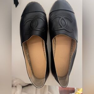 CHANEL Black Leather Loafers with Iconic Logo